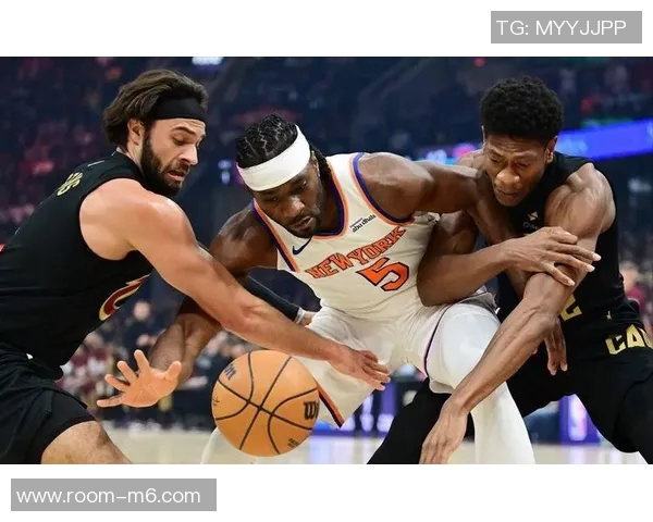 骑士内线强势终结助力进攻火力全开展现出色团队配合