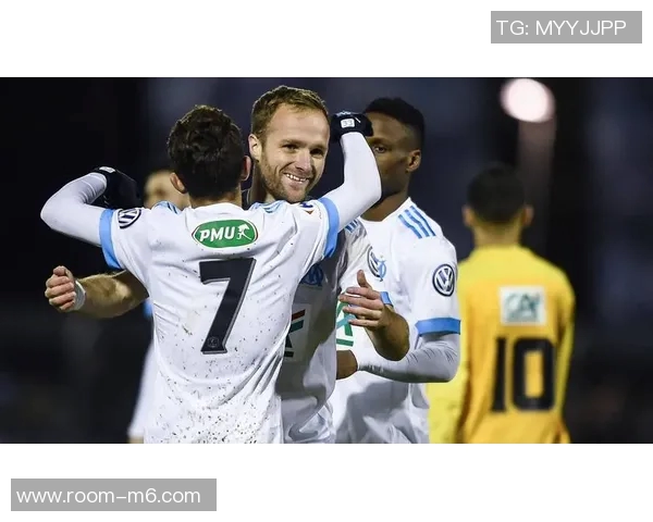 里尔主帅坦言球队状态堪忧仅赢一场理解球迷对他下课的呼声 里尔主帅坦言球队状态堪忧仅赢一场理解球迷对他下课的呼声